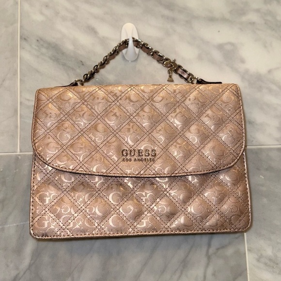 GUESS Women's Pink Shoulder Bag chain - Picture 1 of 6